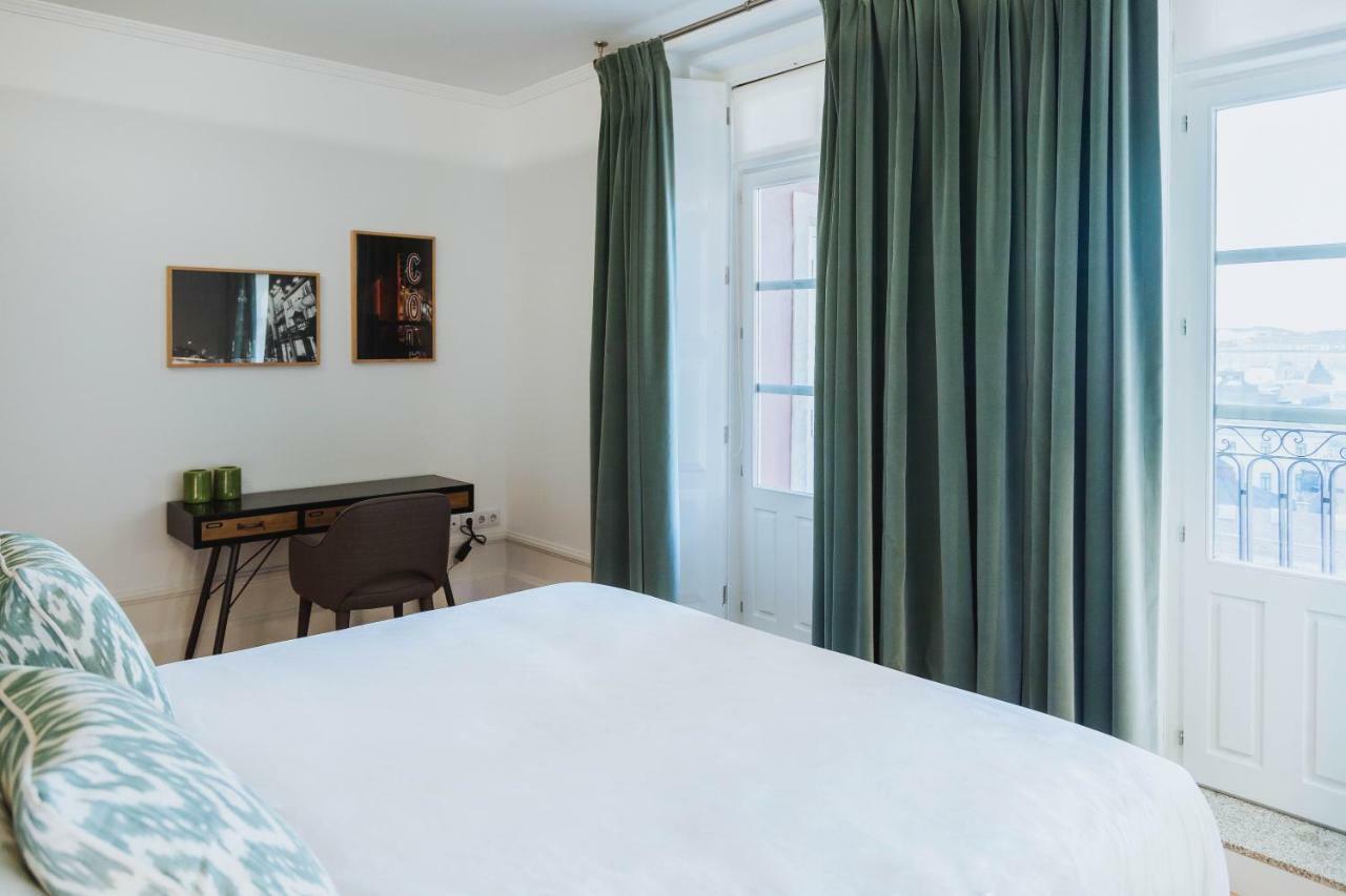 Viva 4 Suites Batalha Residence & Size Flats Batalha OOporto Esterno foto